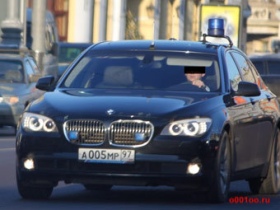 BMW с госномером А005МР97, зарегистрированный на Алексея кудрина. Фото с сайта o001oo.ru 