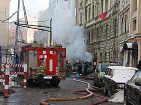 Пожар в Малом Козихинском переулке. Фото: Интерфакс