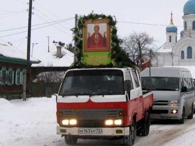 Автомобильный крестный ход. Фото: arhangelsk.bezformata.ru